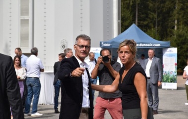 Jan Lembach und Ministerin Neubaur